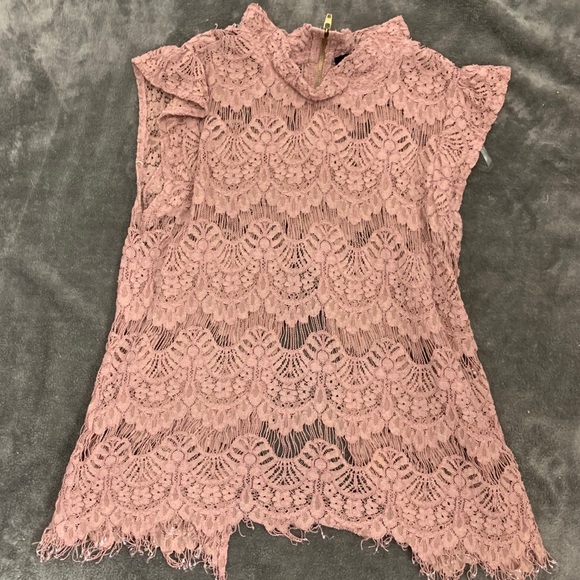 blouse - Picture 2 of 2